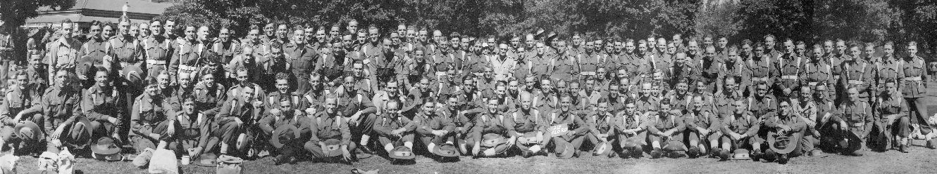 Group photo of 2/8th Field Regiment in Melbourne after the Middle East